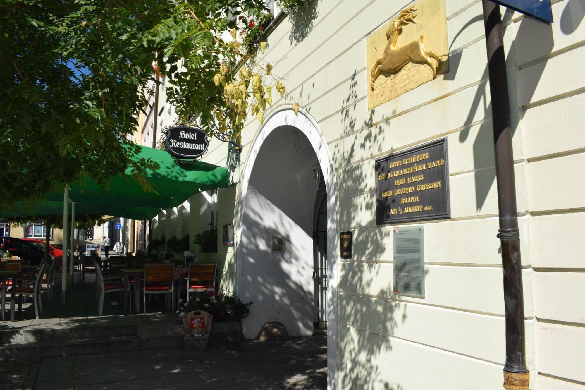 Akzent Hotel Goldner Hirsch Kamenz Exterior foto