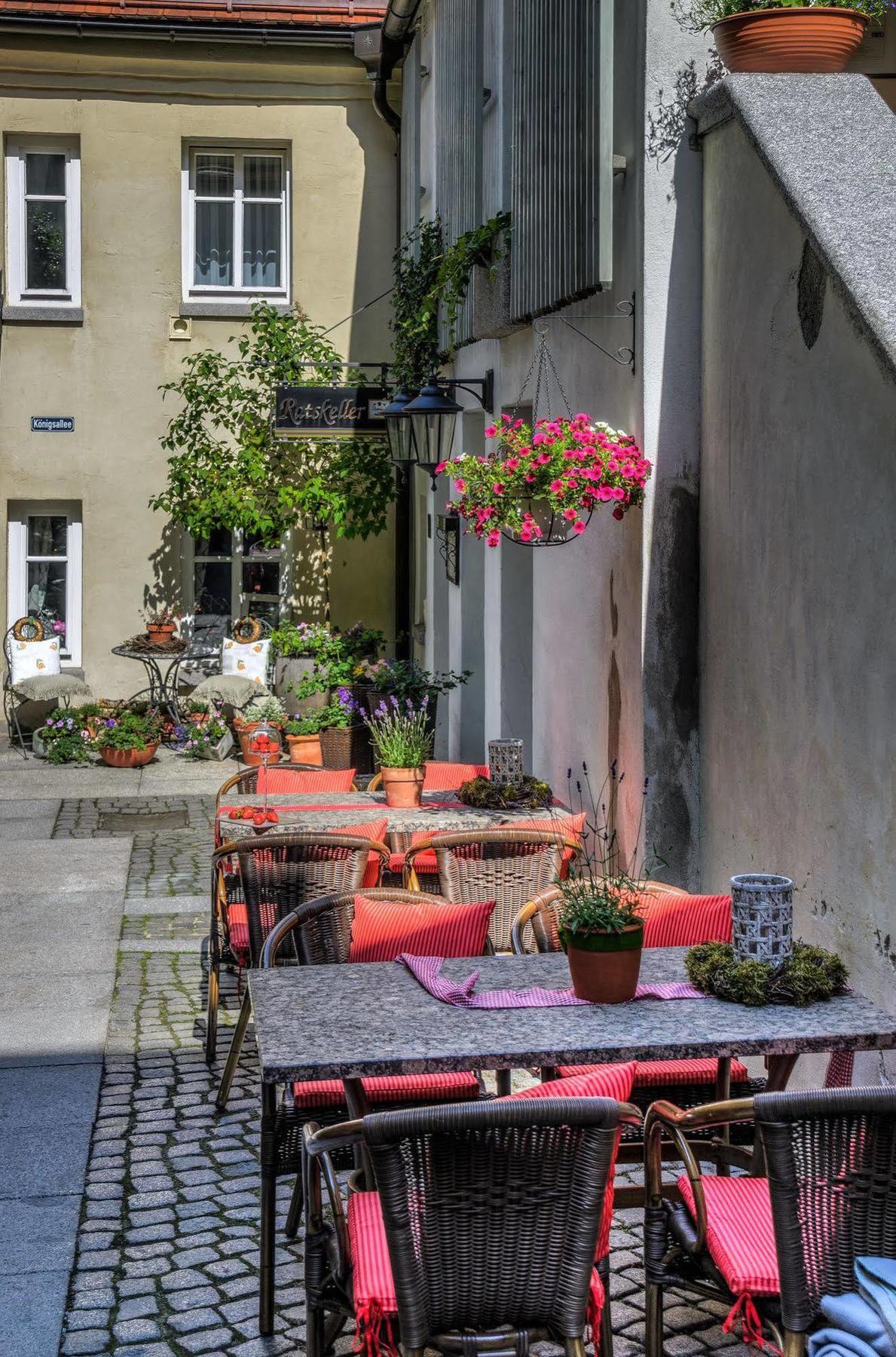 Akzent Hotel Goldner Hirsch Kamenz Exterior foto