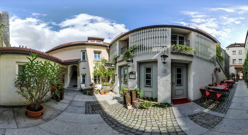 Akzent Hotel Goldner Hirsch Kamenz Exterior foto